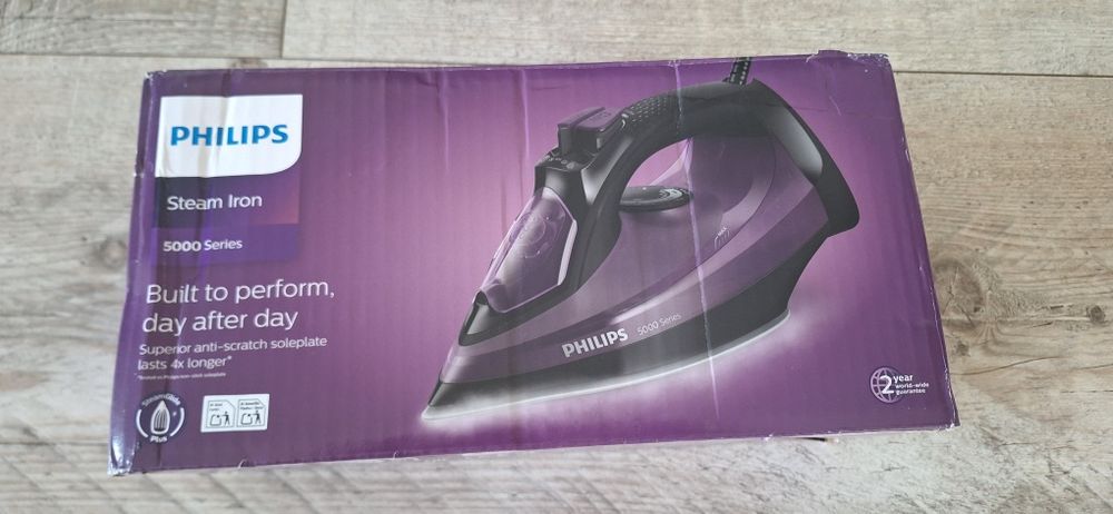 Żelazko parowe Philips DST5030/80 SteamGlide PLUS