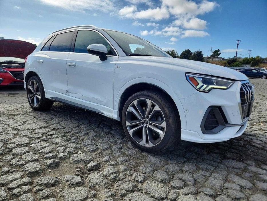 2020  AUDI  Q3