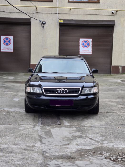 Audi A8 4.2 V8 газ/бенз quattro