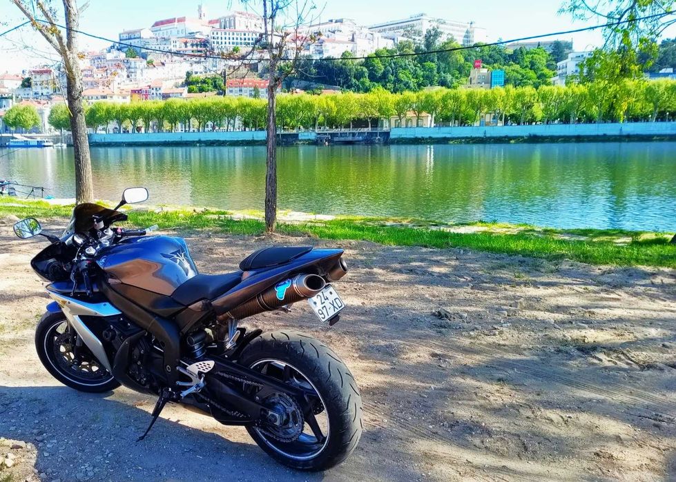 Yamaha YZF R1 - 2004