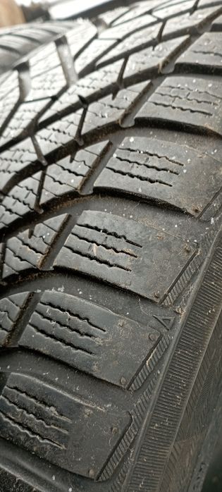Yokohama 225 45 r19 2шт шини б'у зимова резина гума з Європи