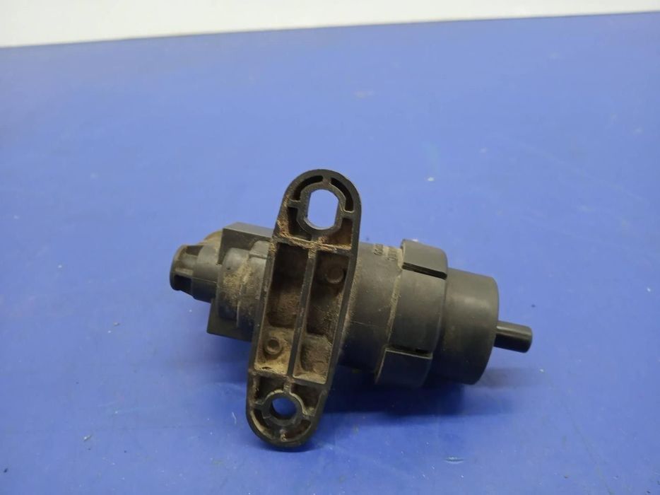 VALVULA AR ADICIONAL FORD FOCUS SEDAN 2000 -98AB9E882