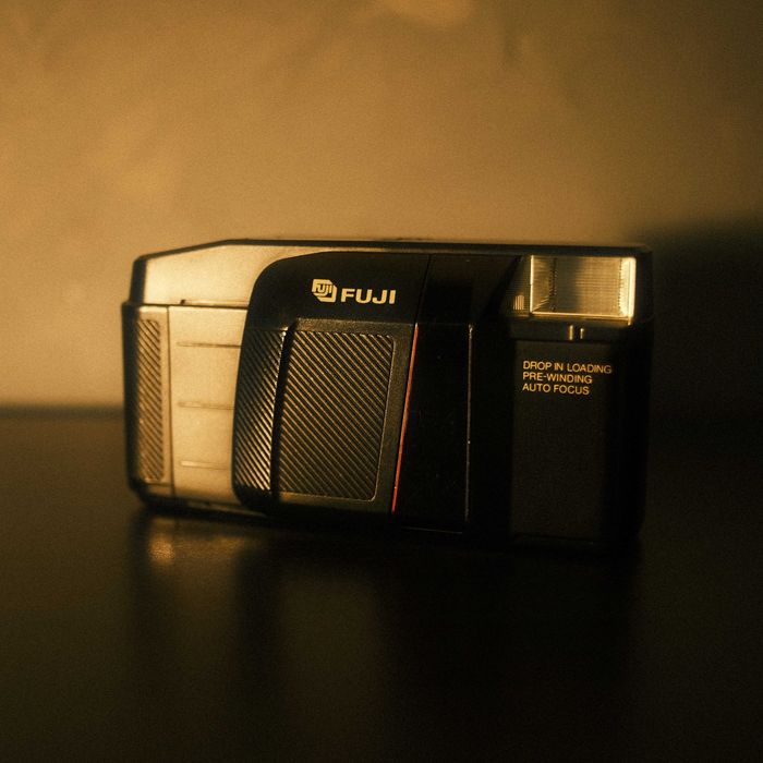 Fuji Cardia Hite Date - Point & Shoot Câmara Analógica 35mm (JAPÃO)