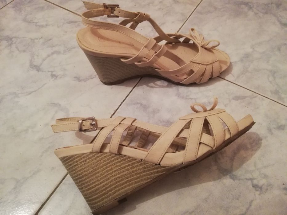Sandały letnie różne rodzaje