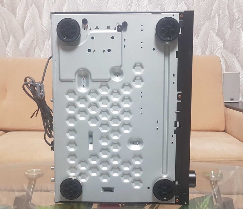 Тюнер Pioneer F-701 AM/FM Digital Synthesizer made in Japan