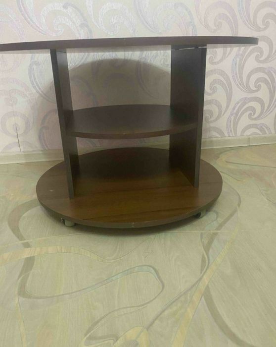 Журнальный столик