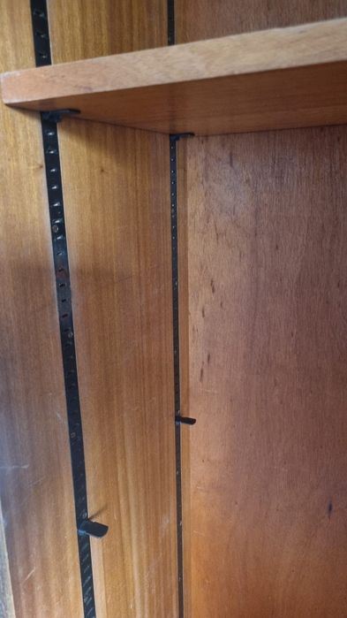 Armario Olaio com gavetas