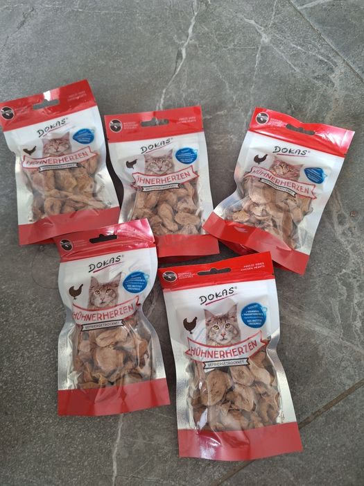Dokas Liofilizowane serca kurczaka 5 opakowań 45 g smakołyki dla kotów | dzięki liofilizacji zachowuje 100% naturalnych składników odżywczych