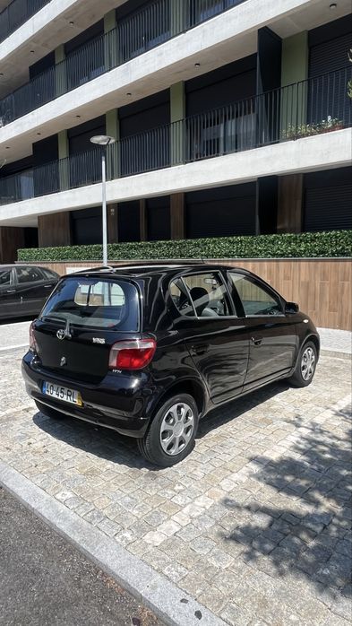 Toyota Yaris — fotografia 3