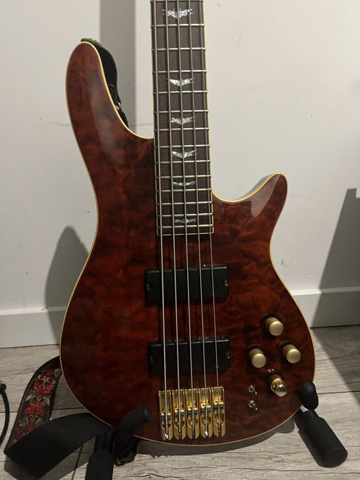 Gitara basowa Schecter omen extreme 5 / c5