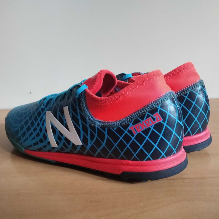 Buty piłkarskie turfy NEW BALANCE Tekela roz.eu-38