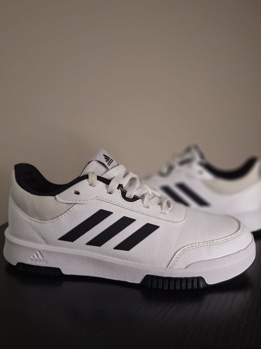 Оригінальні Adidas | Нові | 38 розмір | 24 см