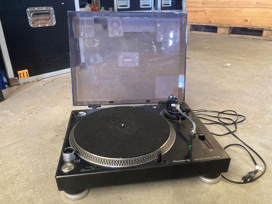 Turntable pioneer PLX-500