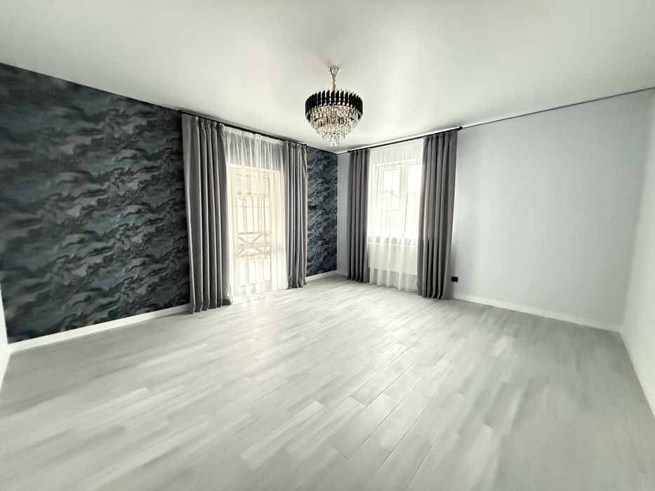 Продам будинок з ремотом