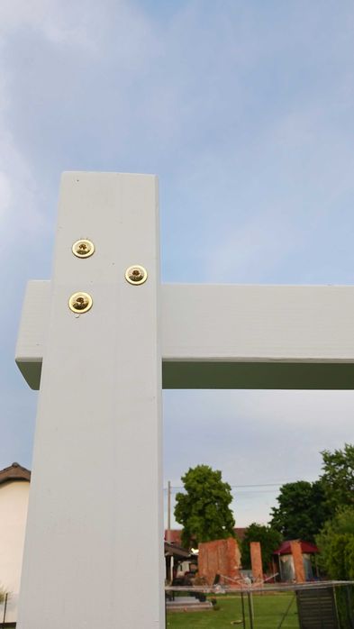 Nowoczesna huśtawka ogrodowa