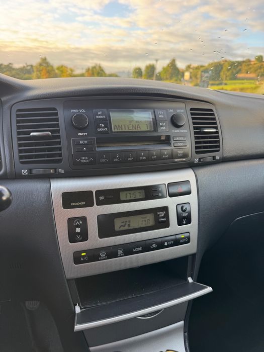Toyota Corolla 1.4 VVTI Gasolina