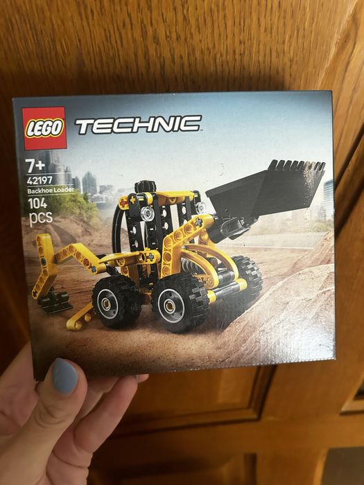 LEGO Technic 42197 Backhoe Loader, 104 деталі, новий
