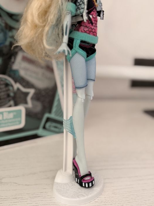 Лагуна Monster High