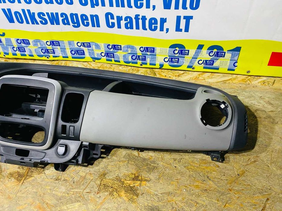 Торпедо  RENAULT TRAFIC 3 14- РЕНО ТРАФІК Opel Vivaro Nissan NV300