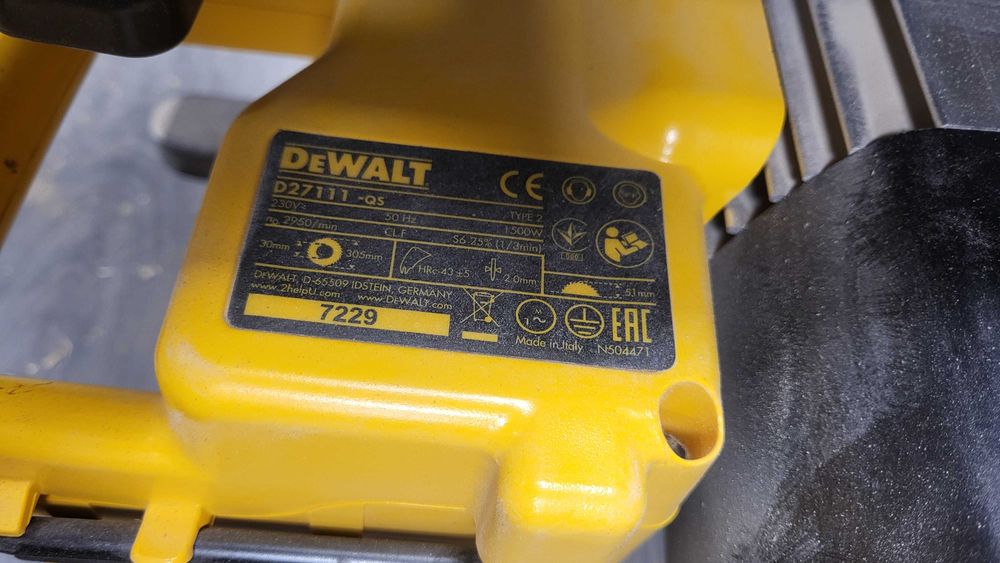 Piła Ukosowa / Stołowa DeWalt D27111 (2w1) – Tarcza 305mm