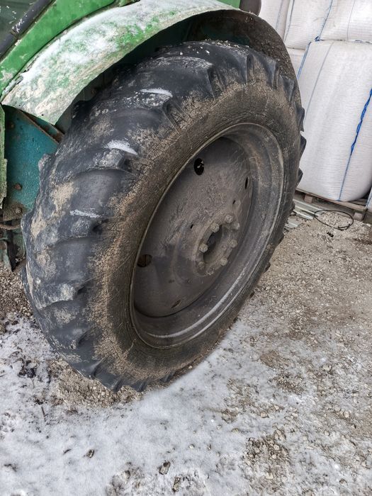 Продам колеса до  трактора т40