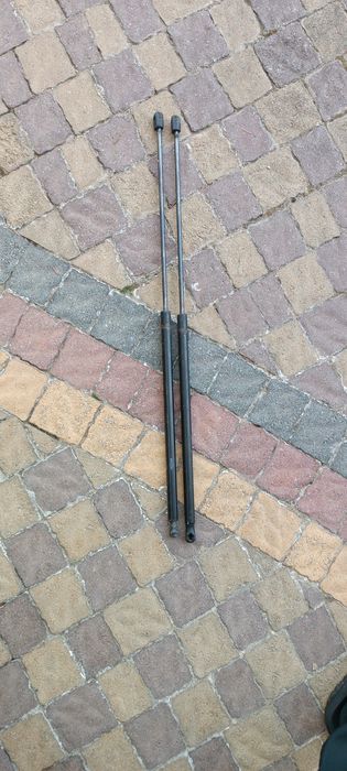 Ограничители капота toyota sequoia