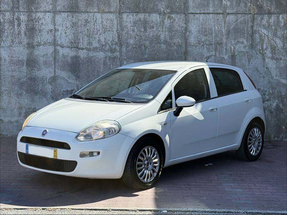 Fiat Punto 1.3 MultiJet 95cv - AC - NACIONAL - 2 LUGARES