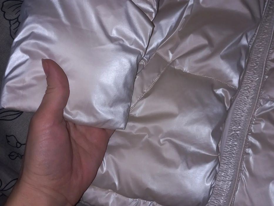 Продам курточку детскую(ДАМАНСКИЙ)