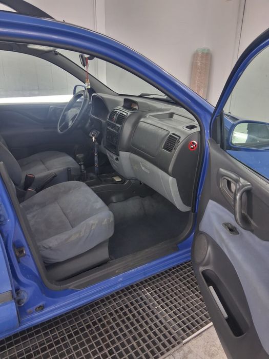 Mitsubishi space wagon 1.3 gasolina
