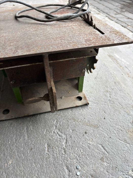 Pilarko strugarka mała