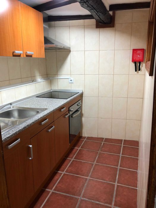 Arrenda-se T1 muito próximo do pólo principal da UBI e do pelourinho,