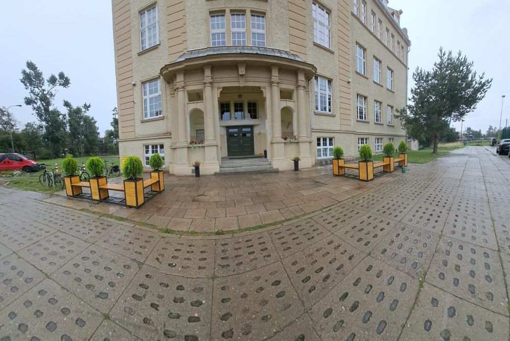 Ławka ogrodowa/parkowa/tarasową , z donicami !