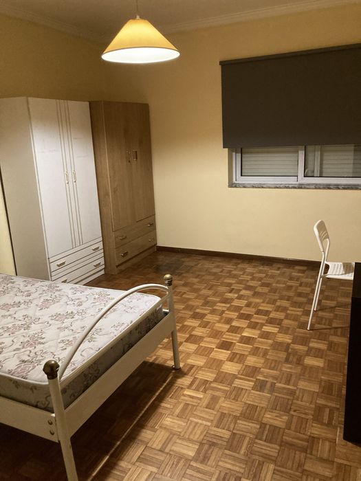 Arrendo 1 quarto junto Terminal Rodoviario