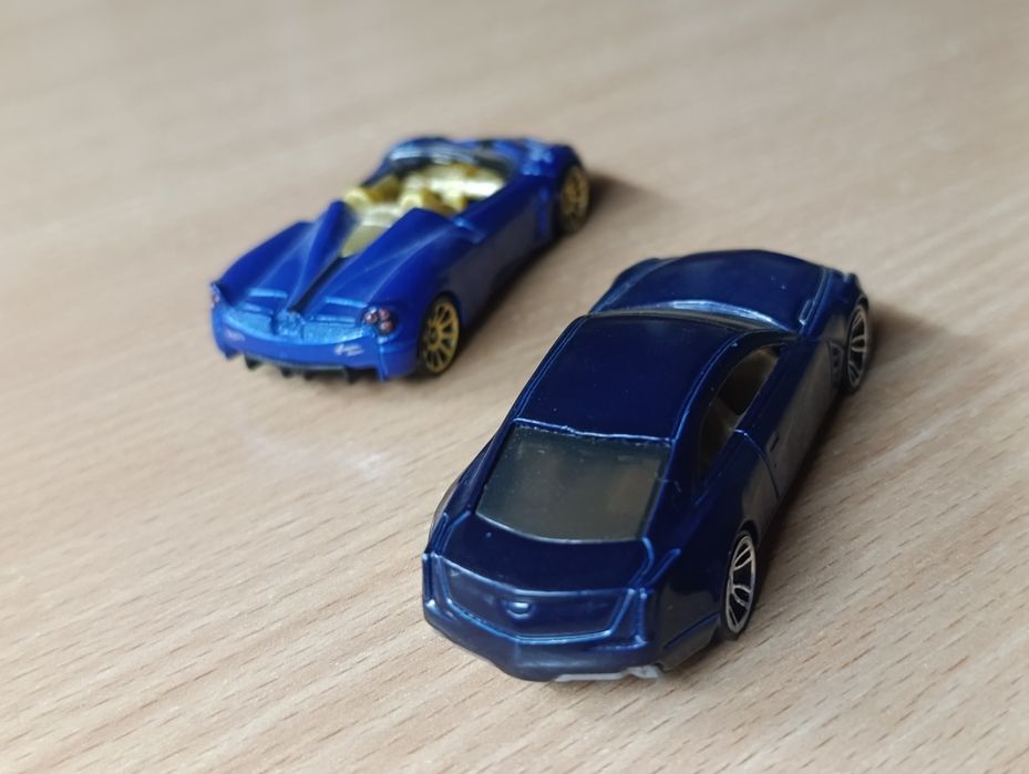 Машинки хот вилс (Hot Wheels)