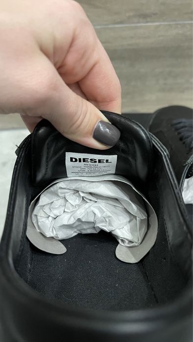 Продам майже нові кеди/ кросівки Дизель Diesel 43р