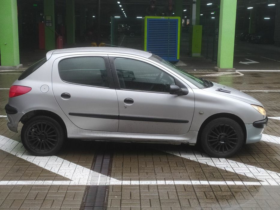 Peugeot 206 XR | 2001 рік | Газ/Бензин | Можливий обмін