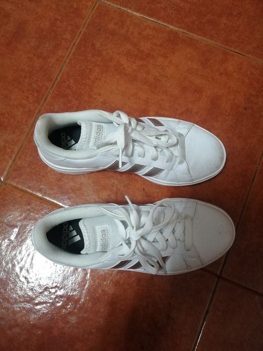 Sapatilhas 37,5, Adidas, muito bom estado.