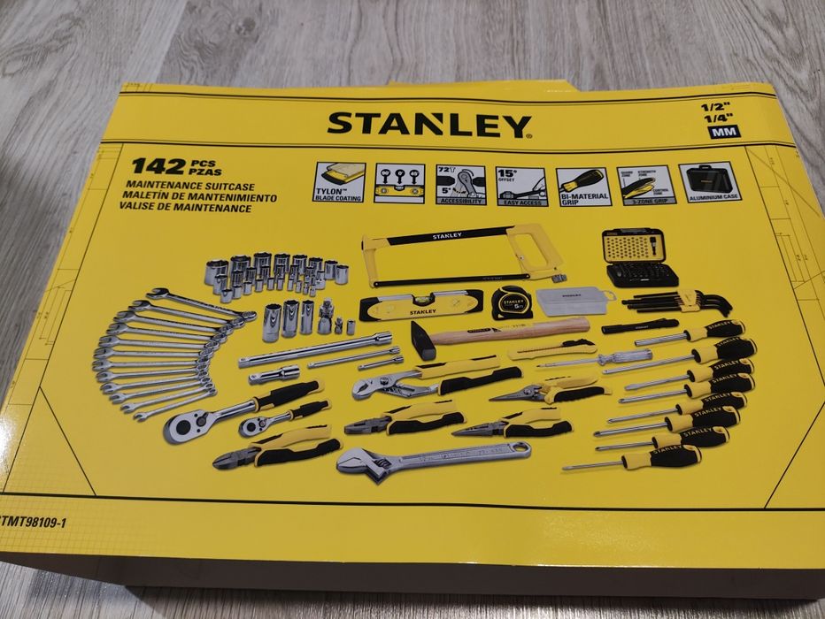 Zestaw narzędzi Stanley 142 szt, walizka
