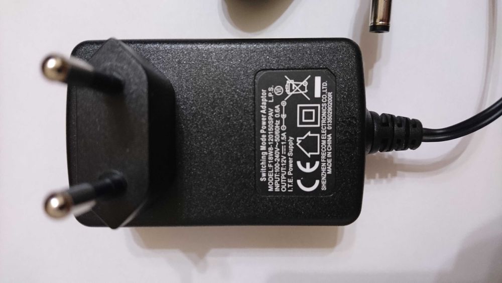 Блок питания, блок живлення (12V, 1,5A) MikroTik