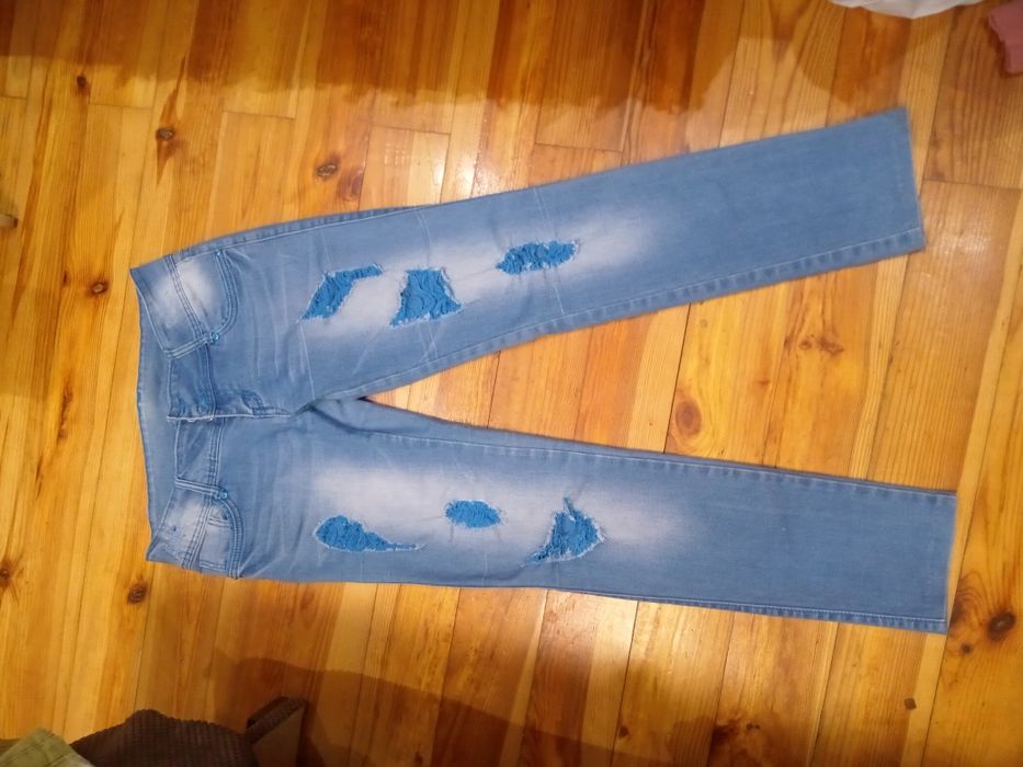 Красивые джинсы размер м