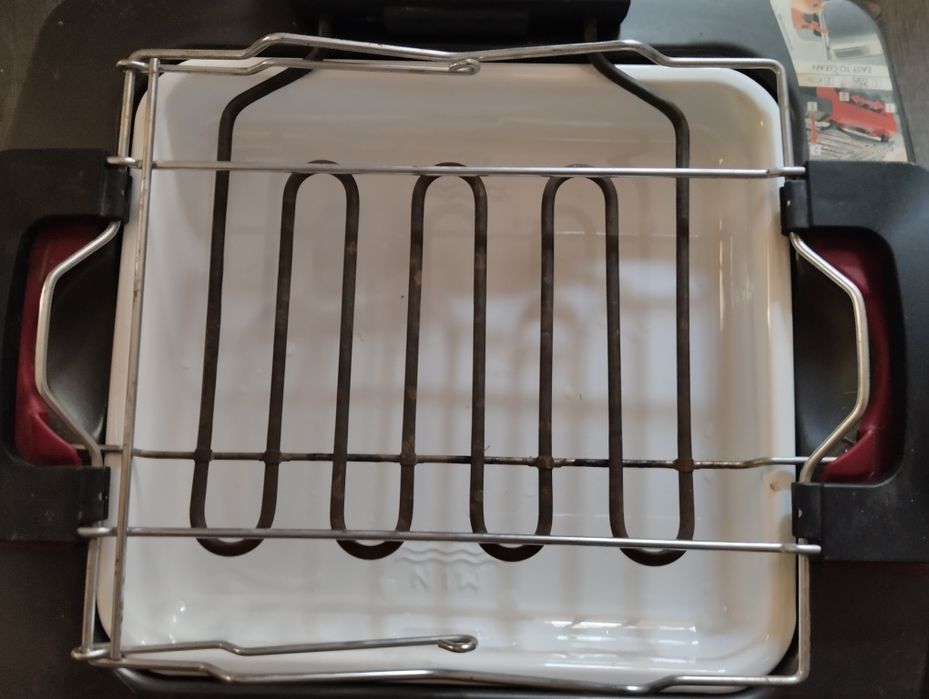 Гриль барбекю электрический Delonghi