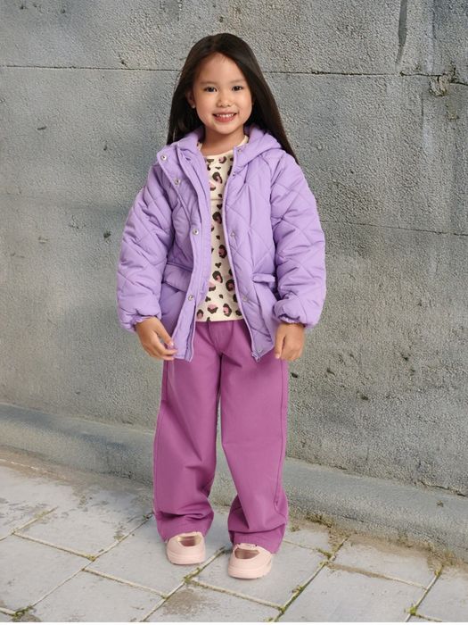 Стьобана куртка sinsay 140