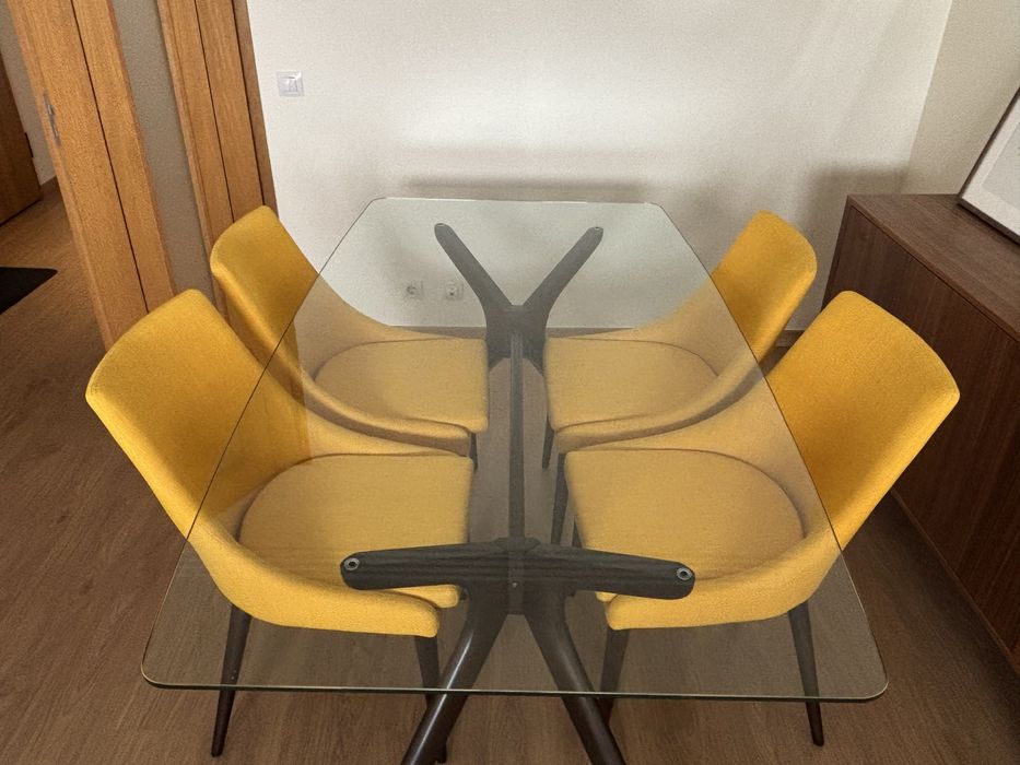 Mesa jantar mais cadeiras