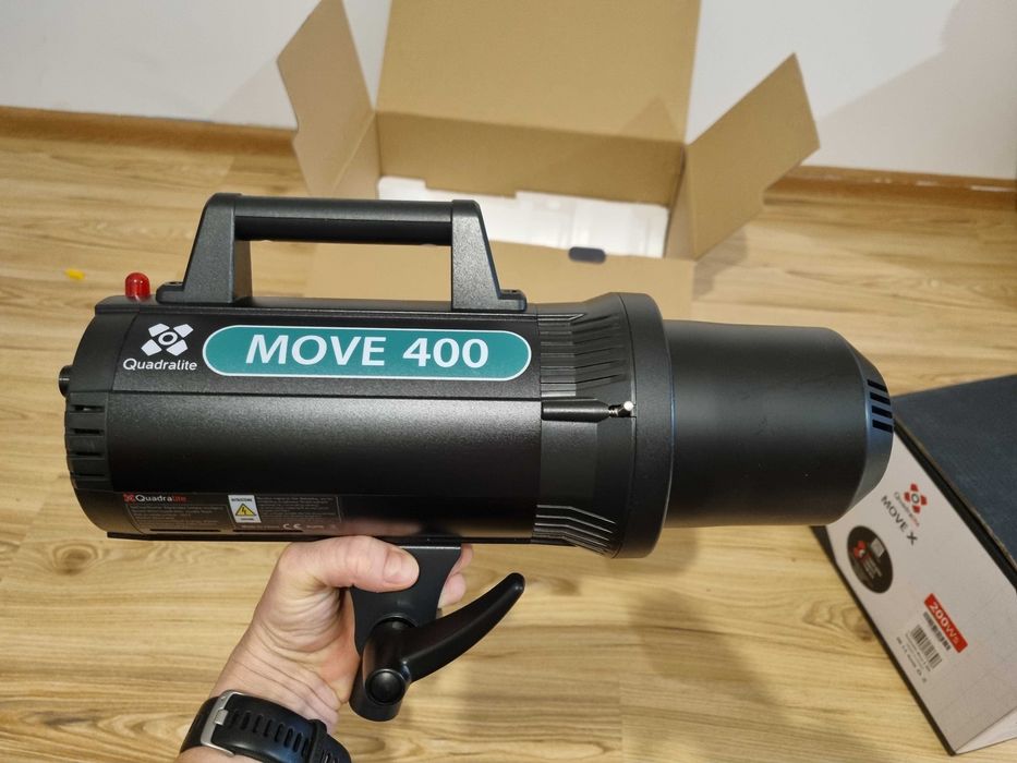 Zestaw dwóch lamp Quadralite Move 400 + 2 softboxy