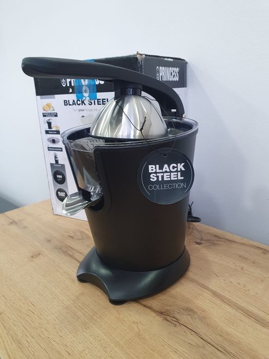 Wyciskarka do cytrusów Princess Black Steel 160W