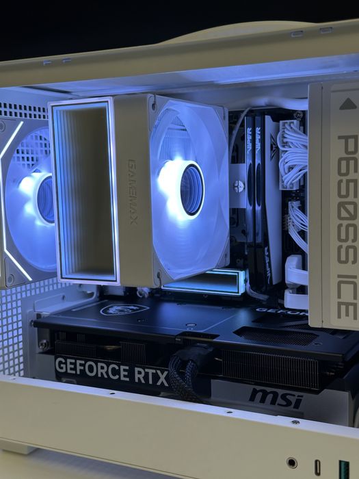 Digital PC Esport Nano | Ryzen 7 7700 + RTX5070
