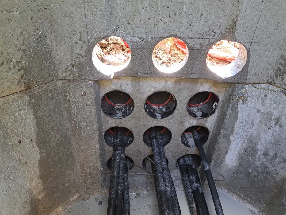 Technika diamentowa,  przewierty, wiercenie betonu, wiertnica HILTI