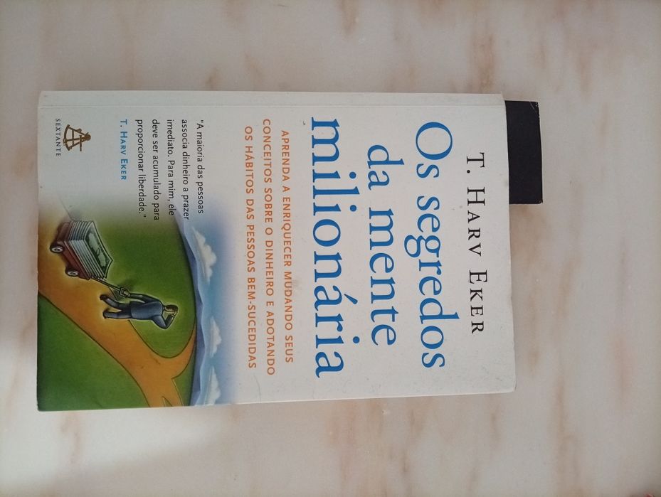 Vendo 2 livros 48 lei do poder e segredo da mente milionária Leia isso