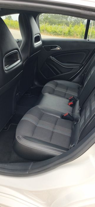Mercedes-Benz  CLA 180 d