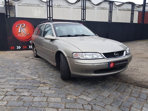 Para Peças Opel Vectra B Combi (J96)